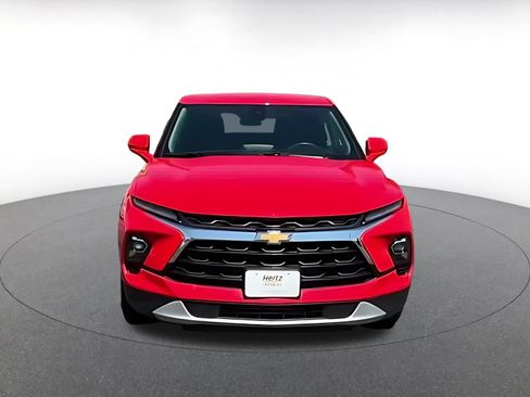 Used 2026 Chevrolet Blazer LT FWD image 3