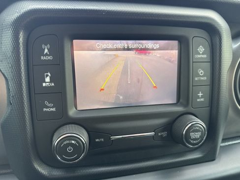Used 2020 Jeep Wrangler Unlimited Sport S AWD/4WD image 15