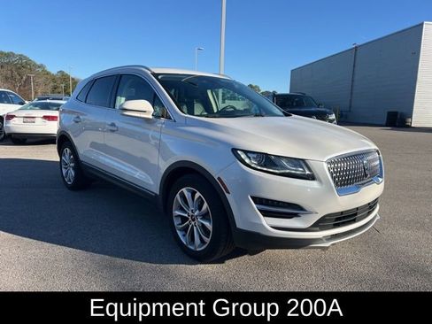 Used 2019 Lincoln MKC Select w/ Select Plus Package image 3