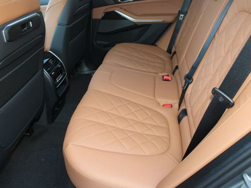 Used 2026 BMW X5 sDrive40i RWD image 24