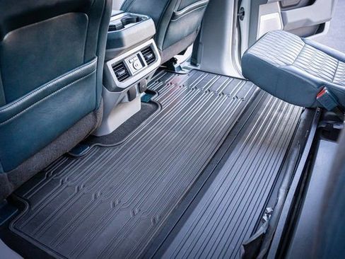 Used 2023 Ford F450 Limited w/ FX4 Off-Road Package image 33