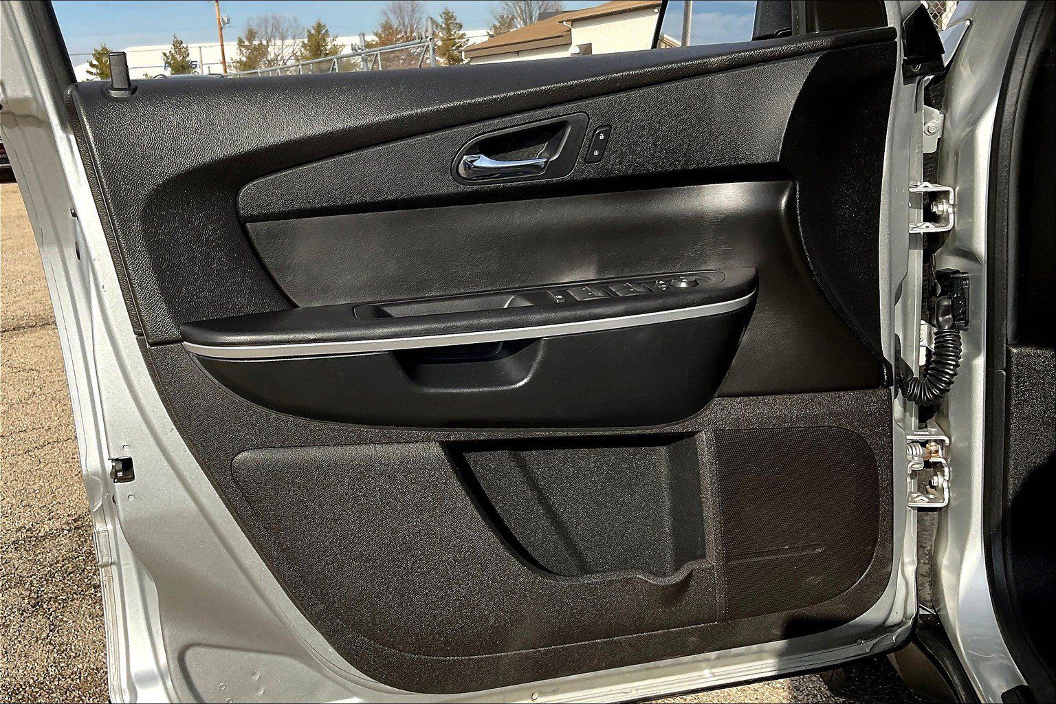 Used 2012 GMC Acadia SL w/ Preferred Package FWD image 25