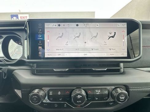 New 2026 Jeep Wrangler Unlimited Rubicon AWD/4WD image 20
