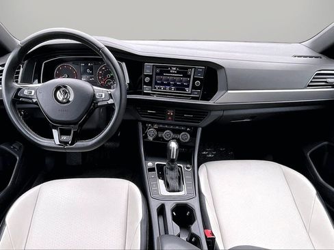 Used 2021 Volkswagen Jetta R-Line image 15