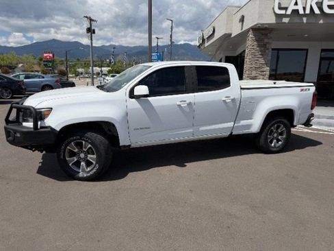Used 2018 Chevrolet Colorado Z71 AWD/4WD image 5