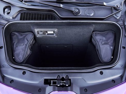 Used 2024 Lamborghini Huracan EVO image 18