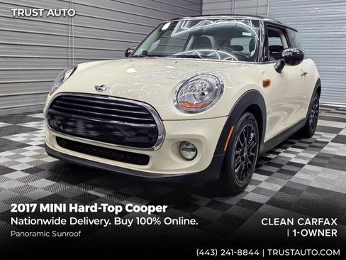 Used 2017 MINI Cooper 2-Door Hardtop FWD image 1