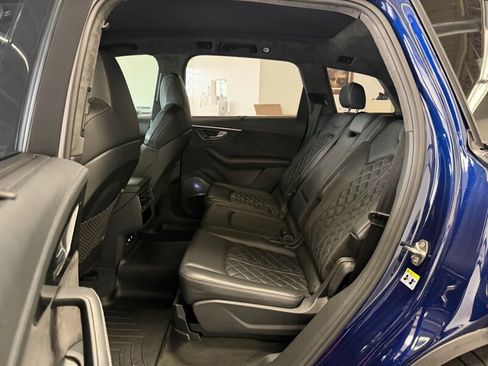 Used 2021 Audi SQ7 Prestige w/ Prestige Package image 58