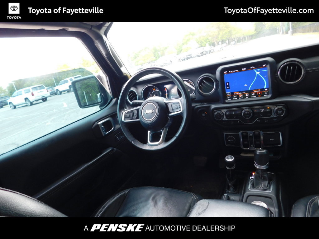 Used 2019 Jeep Wrangler Unlimited Sahara AWD/4WD image 2
