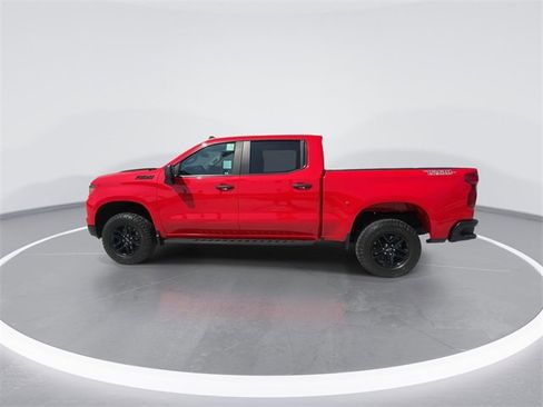 Used 2023 Chevrolet Silverado 1500 Custom Trail Boss w/ LPO, Dark Essentials Package image 5