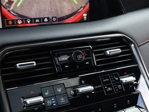 New 2025 Nissan Armada PRO-4X w/ Pro-4X Premium Package image 18