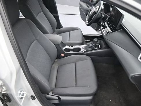 Used 2025 Toyota Corolla LE FWD image 14