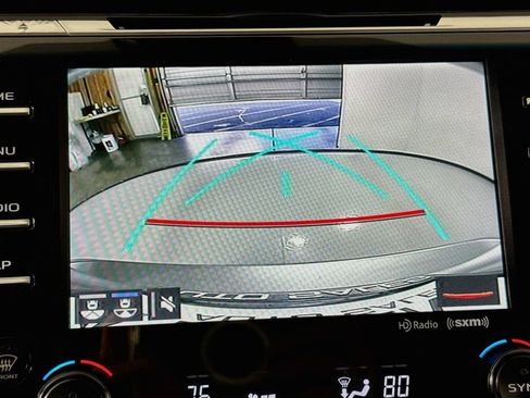 Used 2019 Toyota Camry XLE FWD image 36