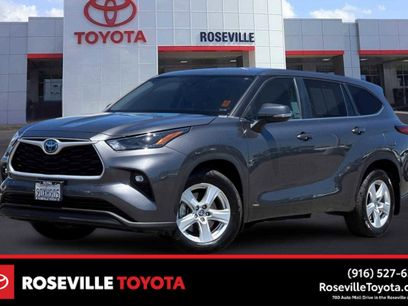 Used 2023 Toyota Highlander LE