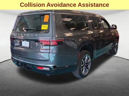 Used 2024 Jeep Wagoneer L Series III w/ Premium Group I AWD/4WD image 10