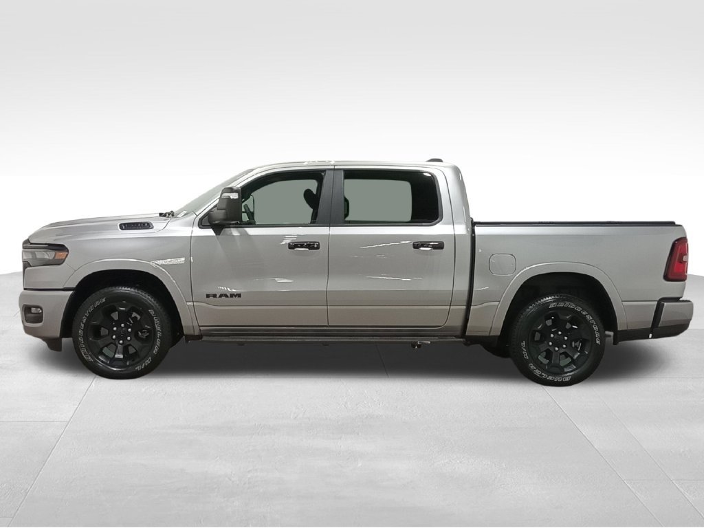 Used 2025 RAM 1500 Big Horn AWD/4WD image 9