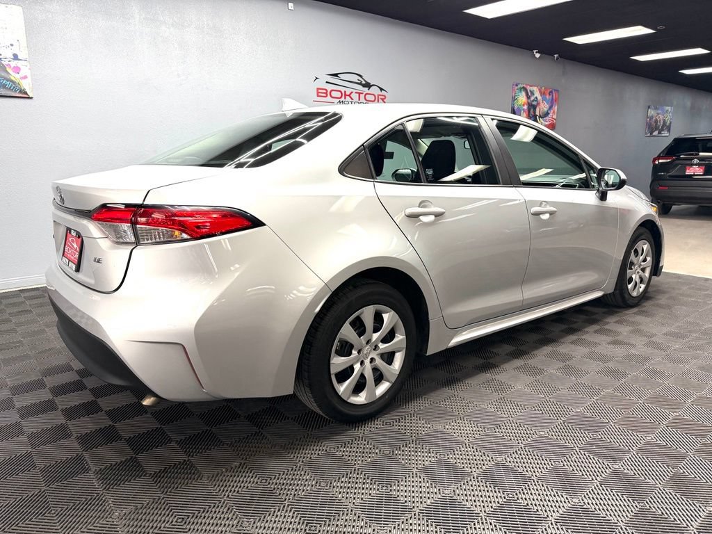 Used 2024 Toyota Corolla LE FWD image 15