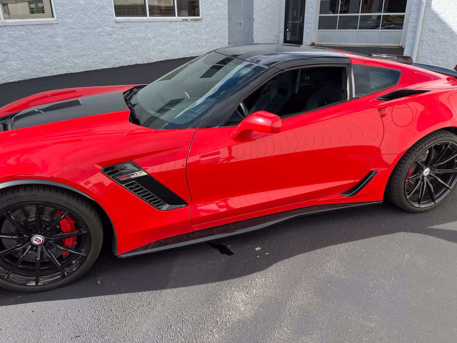 Used 2016 Chevrolet Corvette Z06 w/ 2LZ Preferred Equipment Group RWD image 6
