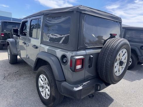 Used 2023 Jeep Wrangler Unlimited Sport AWD/4WD image 7