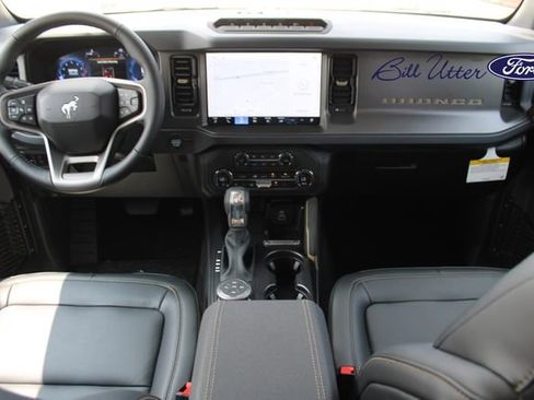 New 2026 Ford Bronco Badlands AWD/4WD image 13