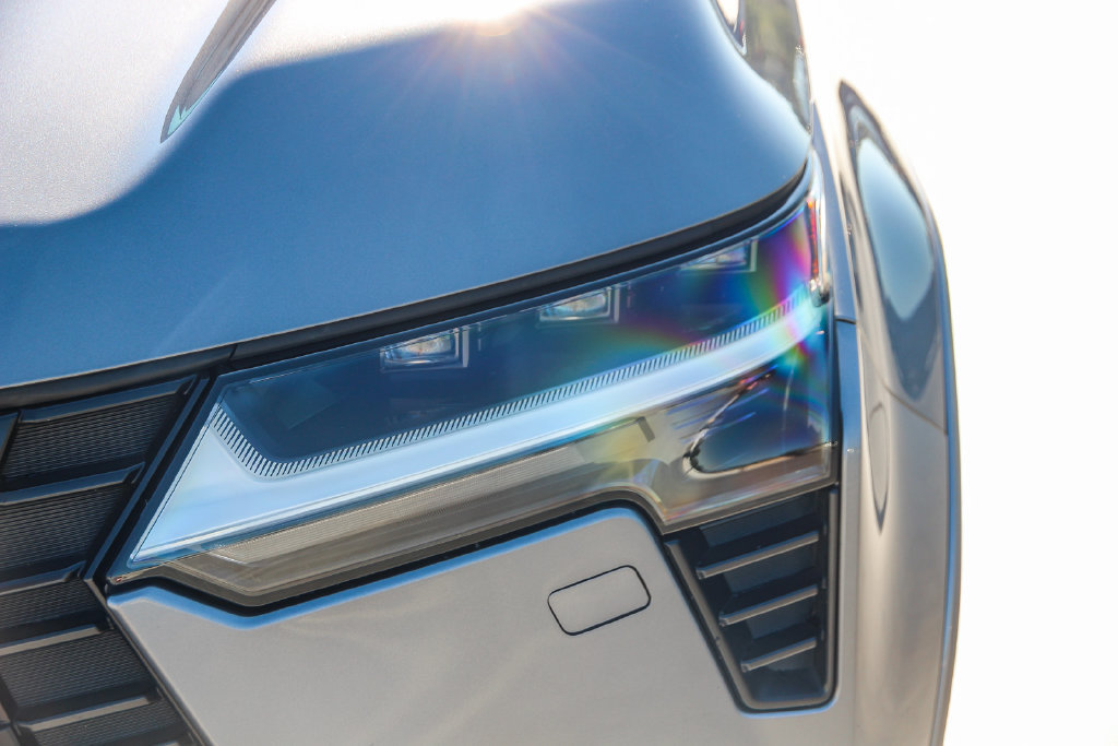 Certified 2025 Lexus GX 550 w/ Cold Area Package AWD/4WD image 9