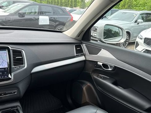 Used 2024 Volvo XC90 B5 Core w/ Climate Package AWD/4WD image 33