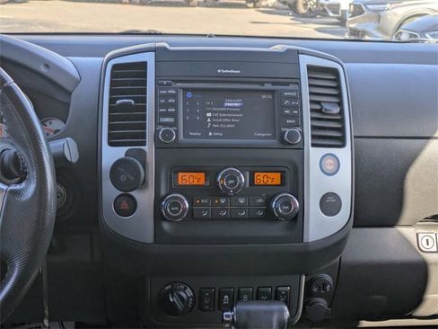 Used 2017 Nissan Frontier PRO-4X w/ Pro-4x Luxury Package image 15