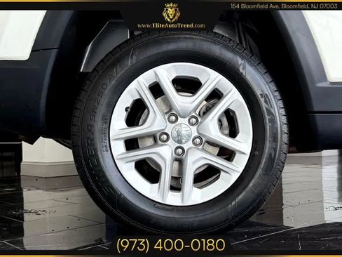 Used 2020 Jeep Compass Sport image 29