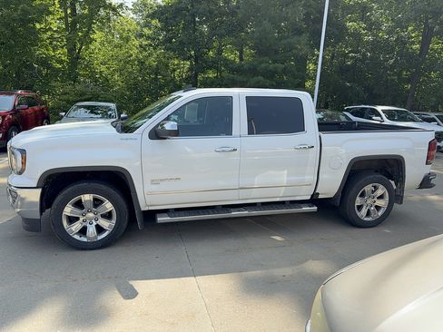 Used 2018 GMC Sierra 1500 SLT AWD/4WD image 2