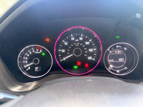 Used 2016 Honda HR-V EX image 16