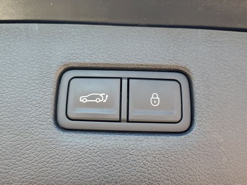 Used 2024 Genesis GV80 2.5T image 7