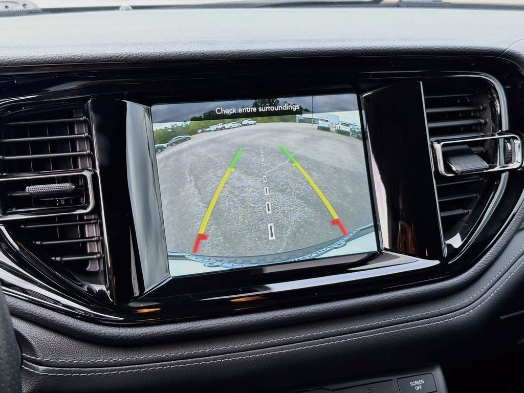 Used 2022 Dodge Durango GT AWD/4WD image 13