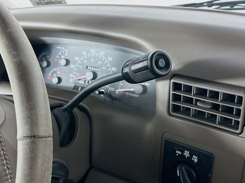 Used 2000 Ford F350 Lariat AWD/4WD image 16