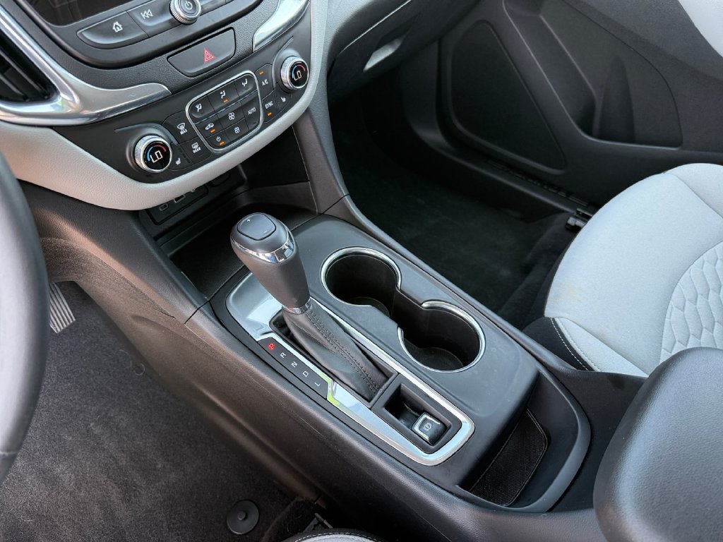 Used 2019 Chevrolet Equinox LT FWD image 23