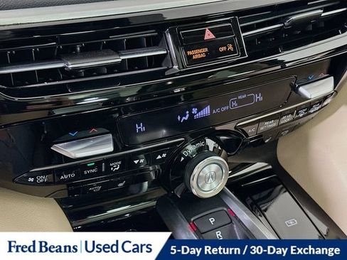 Used 2023 Acura MDX SH-AWD image 20