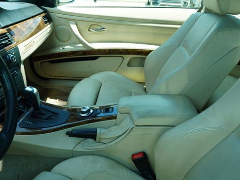 Used 2008 BMW 335i Convertible RWD image 8