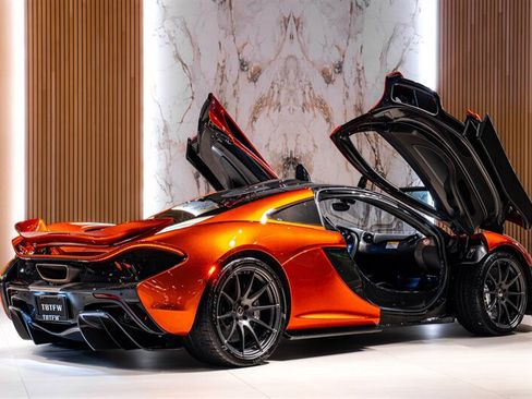 Used 2014 McLaren P1 RWD image 8