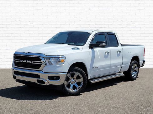 Used 2020 RAM 1500 Big Horn AWD/4WD image 1