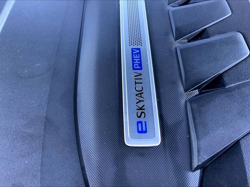 Used 2024 MAZDA CX-90 Plug-In Hybrid w/ Premium Plus image 30