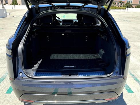 New 2026 Land Rover Range Rover Velar Dynamic SE image 12