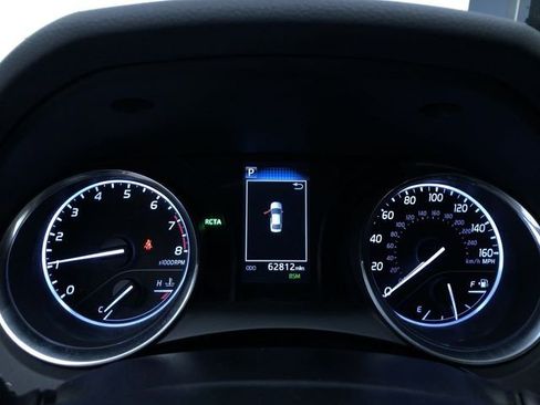 Certified 2020 Toyota Camry LE image 29