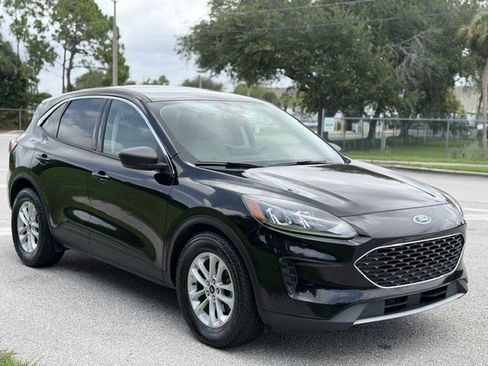 Used 2022 Ford Escape SE FWD image 7