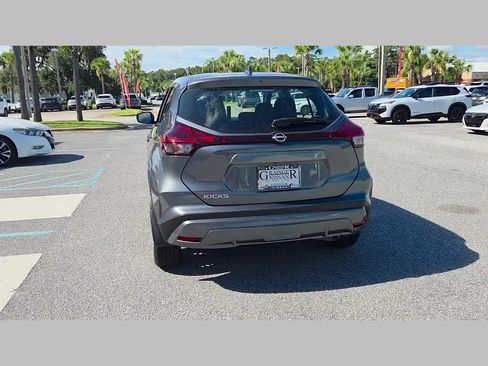 Used 2025 Nissan Kicks Play S FWD image 30