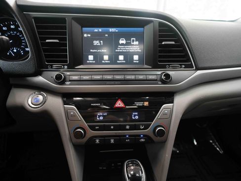 Used 2018 Hyundai Elantra Value Edition w/ Cargo Package FWD image 17