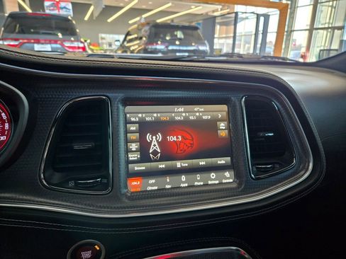 Used 2022 Dodge Challenger SRT Hellcat w/ Plus Package image 26