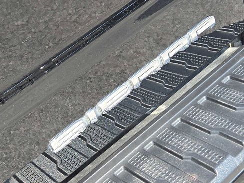 Used 2022 GMC Sierra 1500 Denali image 12