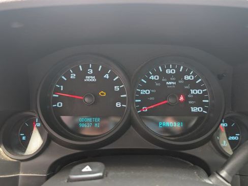 Used 2010 Chevrolet Silverado 1500 W/T RWD image 21
