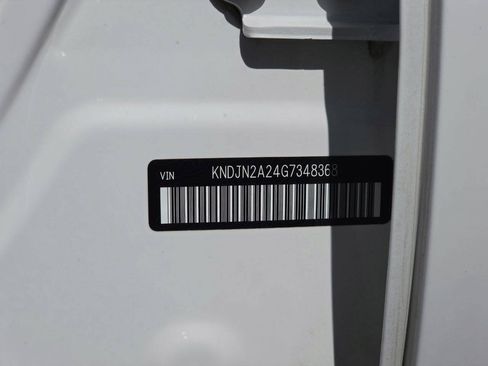 Used 2016 Kia Soul w/ Option Group 020 FWD image 46
