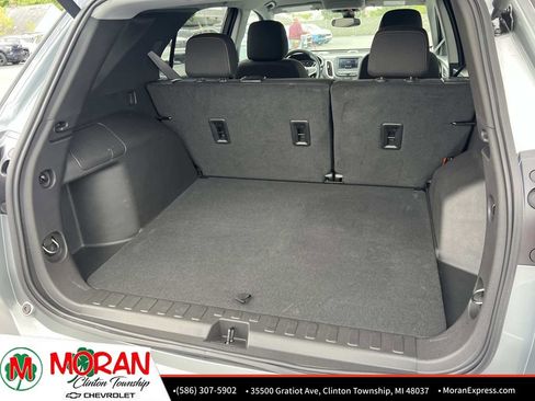 Certified 2024 Chevrolet Equinox LT FWD image 12