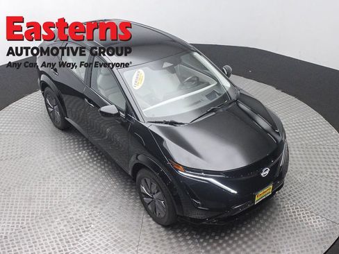 Used 2023 Nissan Ariya AWD image 3